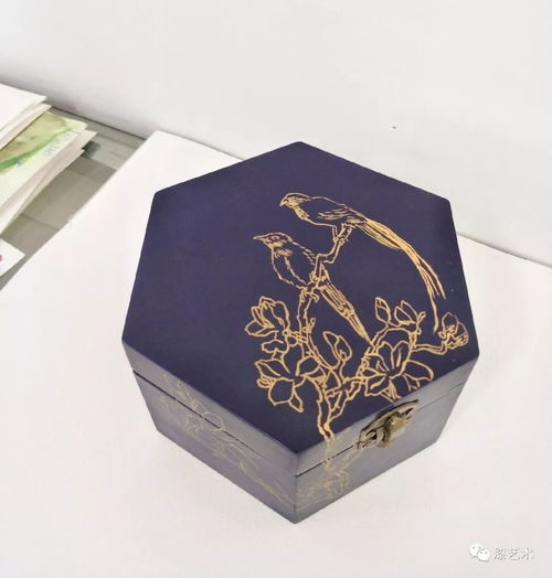 匠心漆韻，初綻芳華——桂林師范高等專科學(xué)校首屆工藝美術(shù)品設(shè)計班漆器工藝結(jié)課成果展示
